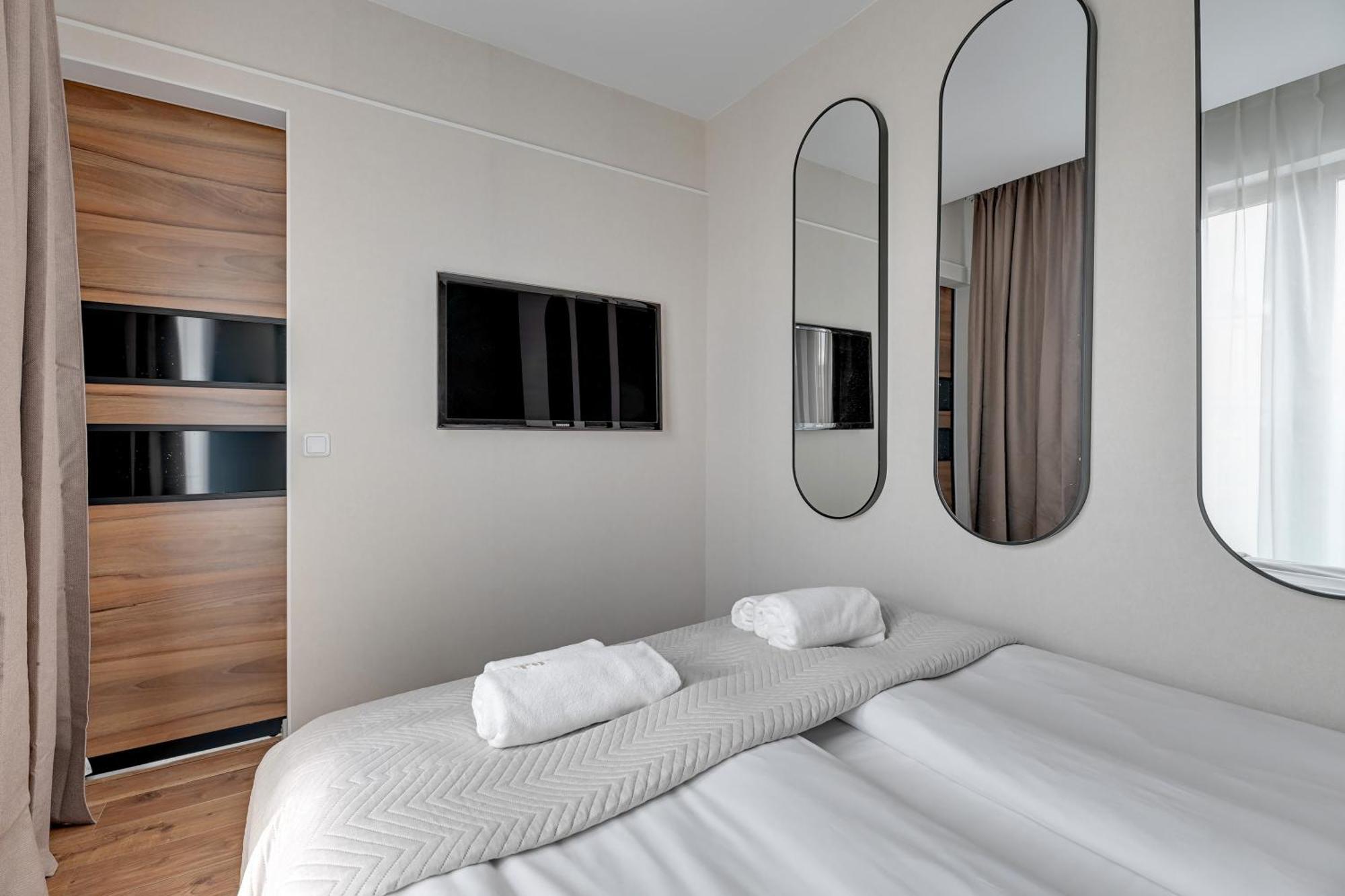 Waterlane Riverside Spa, Pool & Gym By Downtown Apartments Danzig Zimmer foto