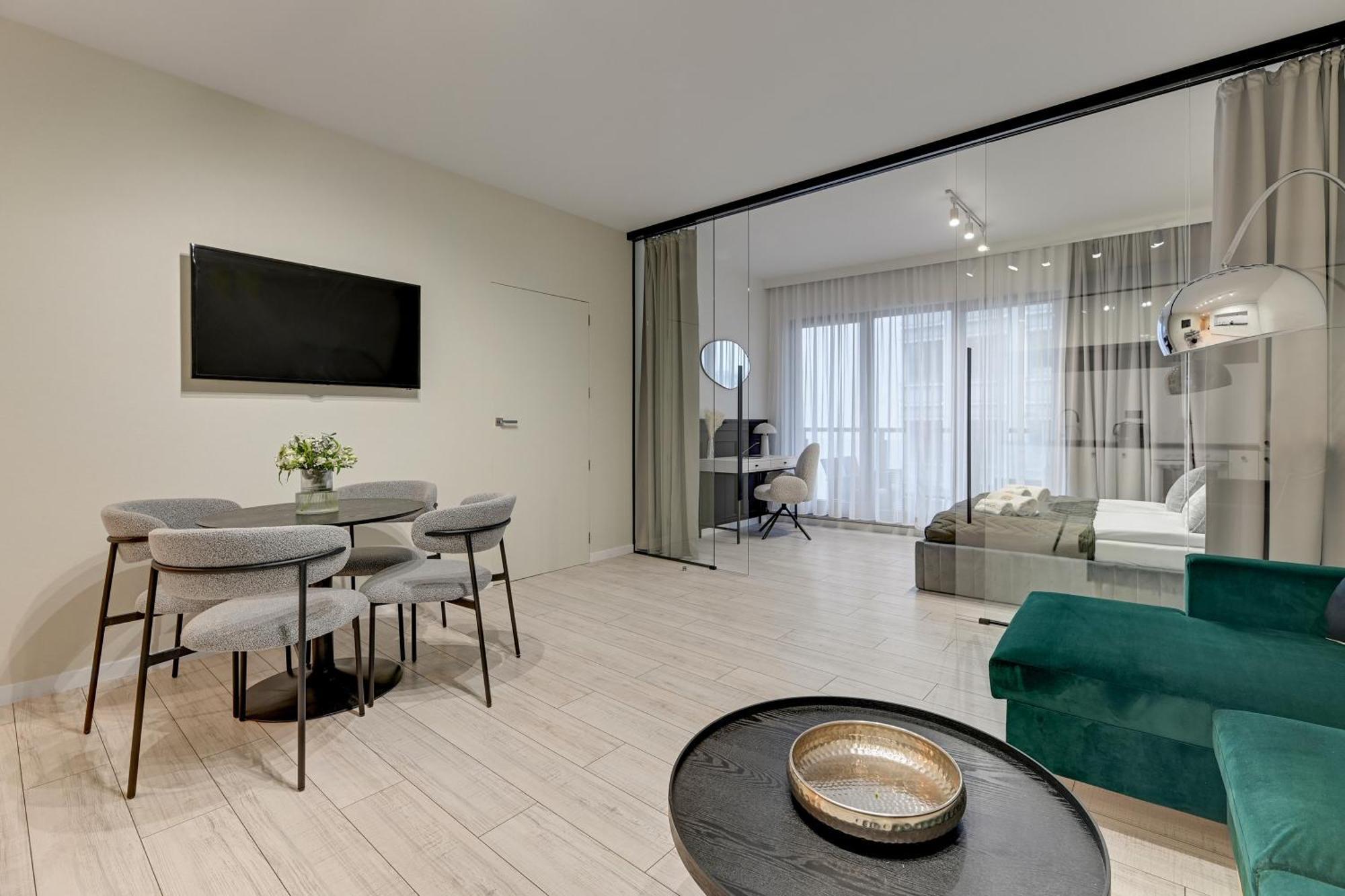 Waterlane Riverside Spa, Pool & Gym By Downtown Apartments Danzig Exterior foto